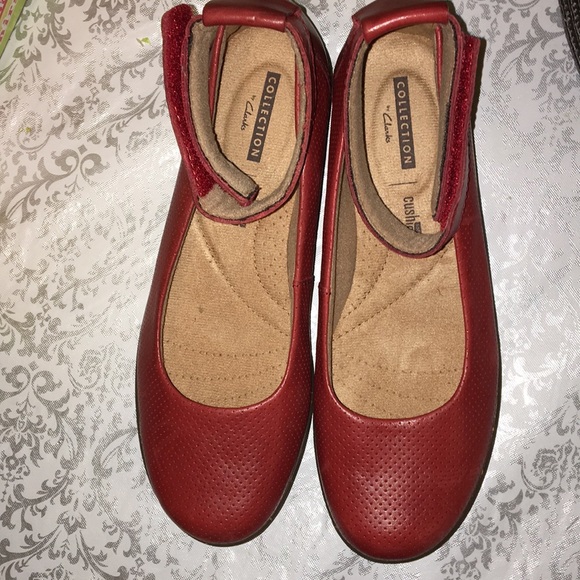 clarks wave trek berry